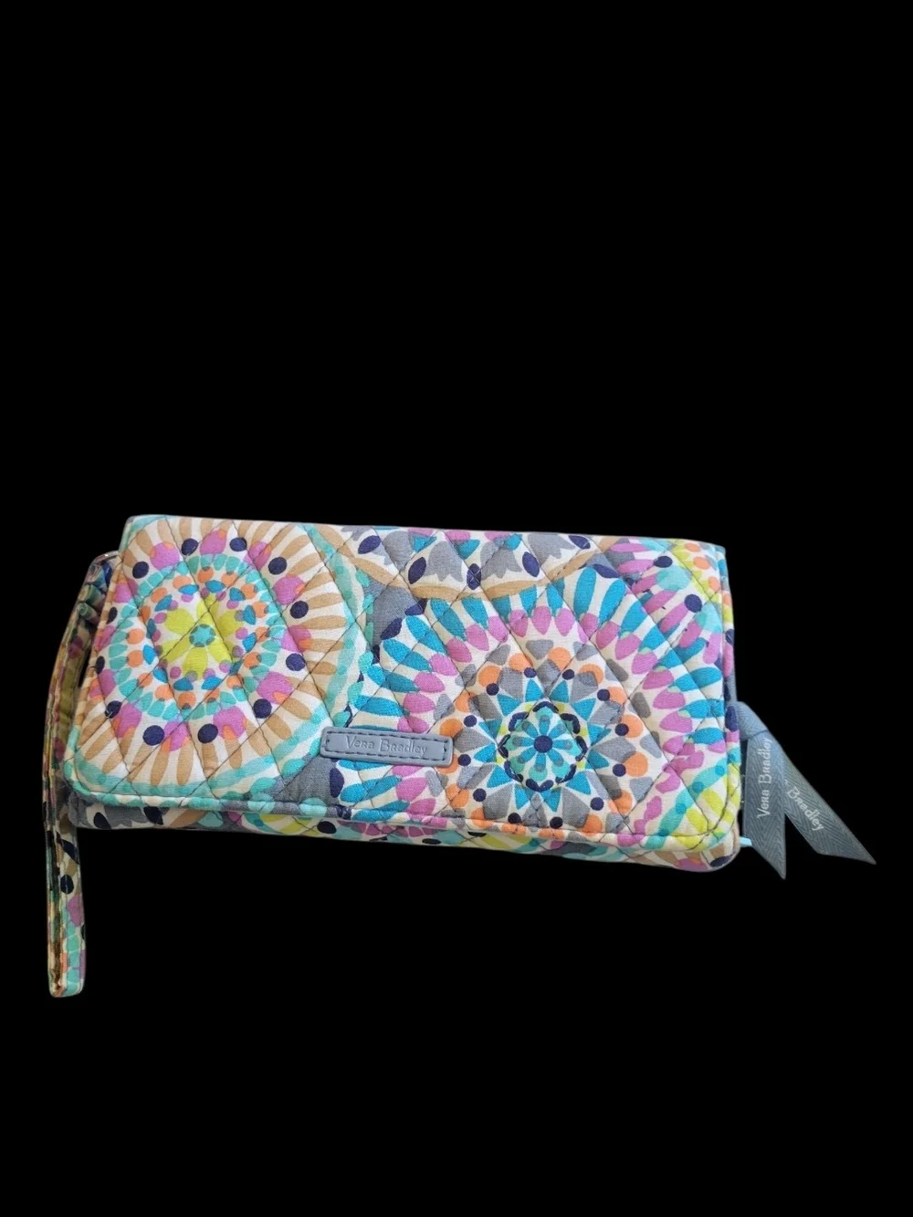Vera Bradley Multicolor Medallion Quilted Wristlet Wallet - Picture 1 of 5